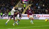 Sesko lập cú đúp, MU vẫn bị chia điểm trên sân Burnley