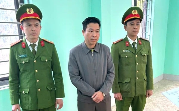 https://cdn.tienphong.vn/images/4da5973c63fb282aa44e9180068c28dfe3a0c38a0eb68f135bd0bb3d22c41c6ccefac1ad9300921525f0ad67e81dcbe9d5852dd4ceec48c0439c11330d7884a8f3386bc9d0db0cabba16ef3dec9f12d98101dd7a8a370c49fe284e9bbbbcac89/603896483-1346866247477618-8061213581223926306-n.jpg.webp