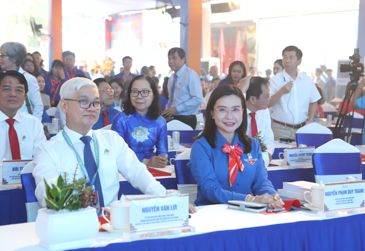 Ông Nguyễn Văn Lợi - Trưởng đoàn Đoàn ĐBQH TPHCM và chị Nguyễn Phạm Duy Trang - Bí thư T.Ư Đoàn, Chủ tịch Hội đồng Đội T.Ư tham dự Đại hội. img-9971.jpg