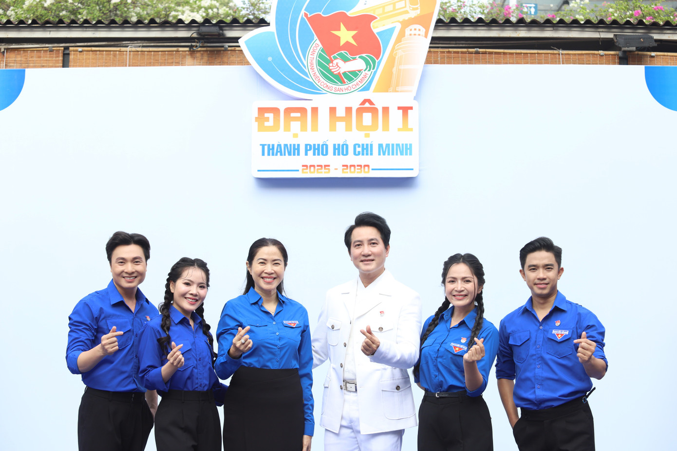 Các văn nghệ sĩ góp phần tạo nên sức tươi trẻ, sôi động của Đại hội. Ảnh: Ngô Tùng img-0056.jpg