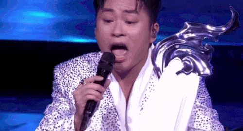 Trấn Thành hát 'Tái sinh' so kè Tùng Dương; Nguyễn Hùng, Hòa Minzy càn quét Làn Sóng Xanh