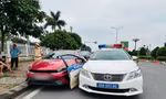 Tài xế vi phạm nồng độ cồn, chạy quá tốc độ đâm vào xe CSGT