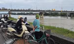 Chú rể 23 tuổi nghi nhảy sông, mất tích trong ngày cưới