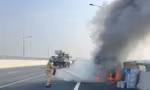 Ô tô bốc cháy trên cao tốc Hà Nội – Hải Phòng