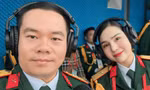 Người đọc câu 'Đang tiến vào lễ đài...' ở Lễ diễu binh, diễu hành A80