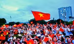 Hàng nghìn người hòa giọng, khúc ca 'Như có Bác trong ngày đại thắng' vang vọng giữa Hà Nội