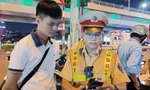 Hà Nội: Uống bia mừng bạn ra viện, nam tài xế bị CSGT xử phạt