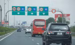 Ngày đầu xử phạt xe tải đi làn 1 cao tốc: CSGT hóa trang tuần tra song chưa phát hiện xe vi phạm