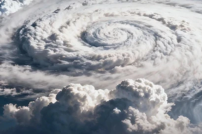 Diễn biến mới nhất về bão số 15 (KOTO): Khả năng 2 'kịch bản' xảy ra