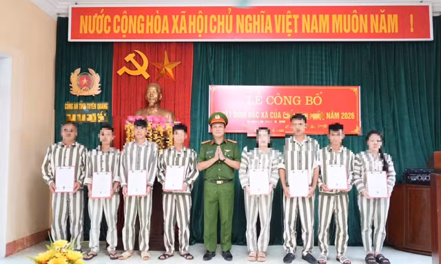 Tuyên Quang công bố quyết định đặc xá cho phạm nhân