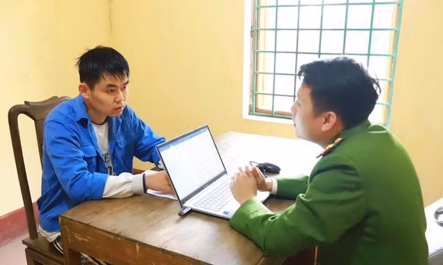 Nhập sữa tắm cho thú cưng giả nhãn hiệu nổi tiếng rồi bán trên Shopee