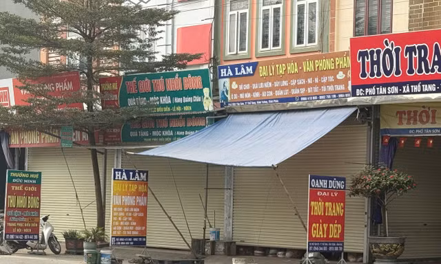 Cảnh tượng chưa từng xảy ra dịp Tết ở chợ đầu mối rất lớn miền Bắc 