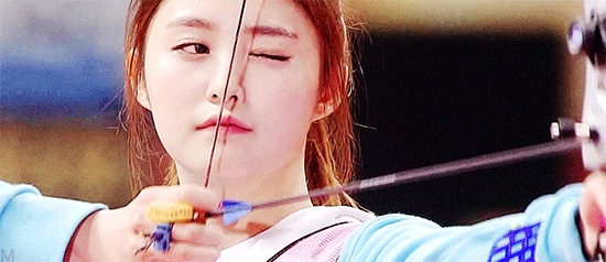 Jeonghwa là một trong những xạ thủ đáng gờm trong mỗi mùa ISAC mà EXID tham dự.