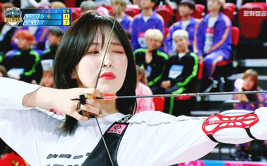 Nhan sắc thăng hạng nhờ mái tóc tỉa layer của Wendy (Red Velvet) gây sốt tại ISAC 2019.