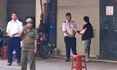 Nhiều người 'đứng ngồi không yên' vì tiệm vàng bất ngờ đóng cửa 