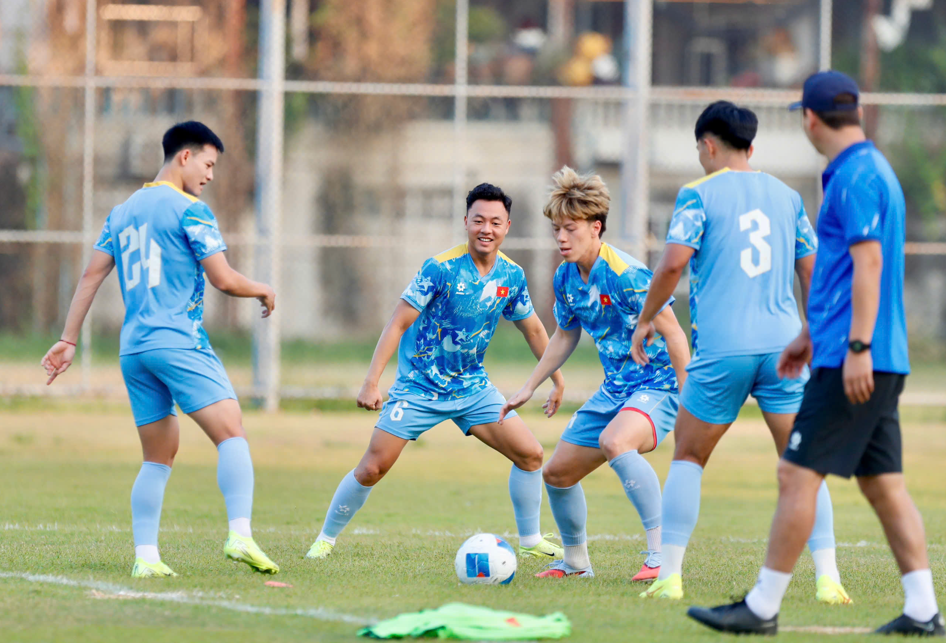 Trực tiếp SEA Games 33 hôm nay 3/12: U22 Việt Nam đại thắng; Đoàn TT Việt Nam ra quân thuận lợi?