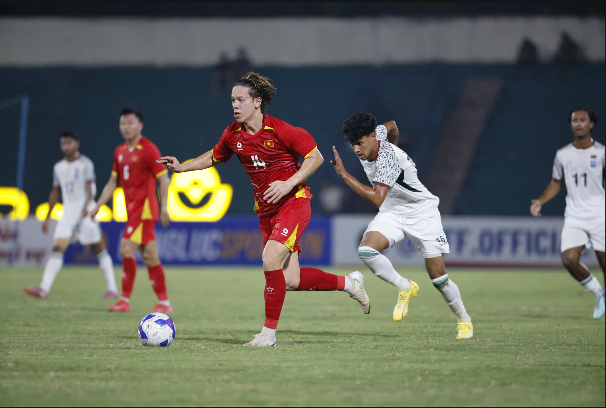Độc chiếm ngôi đầu BXH Vòng loại U23 châu Á, 'báu vật' ĐT Việt Nam nhận vinh dự lớn từ AFC