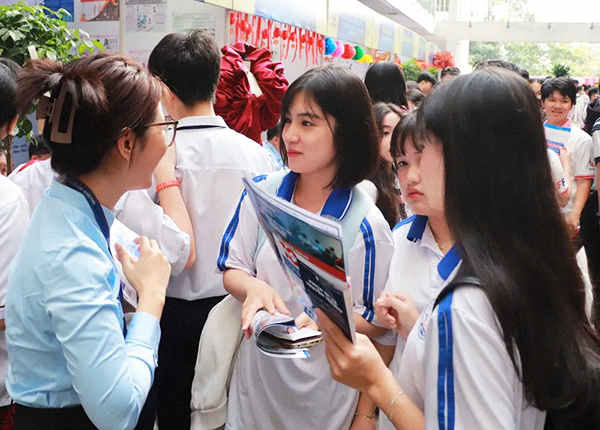 Các trường đại học công bố nhiều học bổng hấp dẫn. Ảnh: Minh họa từ Internet