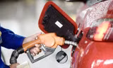 Dầu thô vượt 100 USD/thùng, dự báo giá xăng trong nước tiếp tục tăng