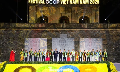 'Chúng ta không chỉ bán một trái cam, một gói chè hay một cân gạo đơn thuần'