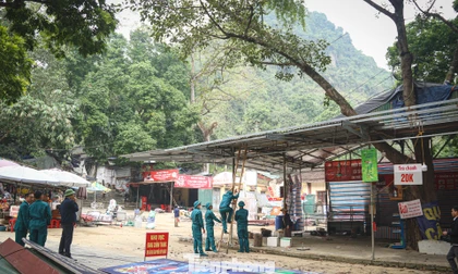 Ra quân giải tỏa công trình vi phạm, hướng tới lễ hội Chùa Hương văn minh, giữ trọn bản sắc