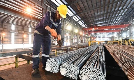 Doanh nghiệp 'đứng ngồi không yên' vì giá thép 'nhảy múa' theo xăng dầu 