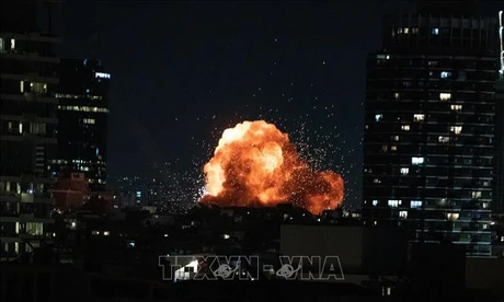 Iran khai hoả hơn 1.200 tên lửa