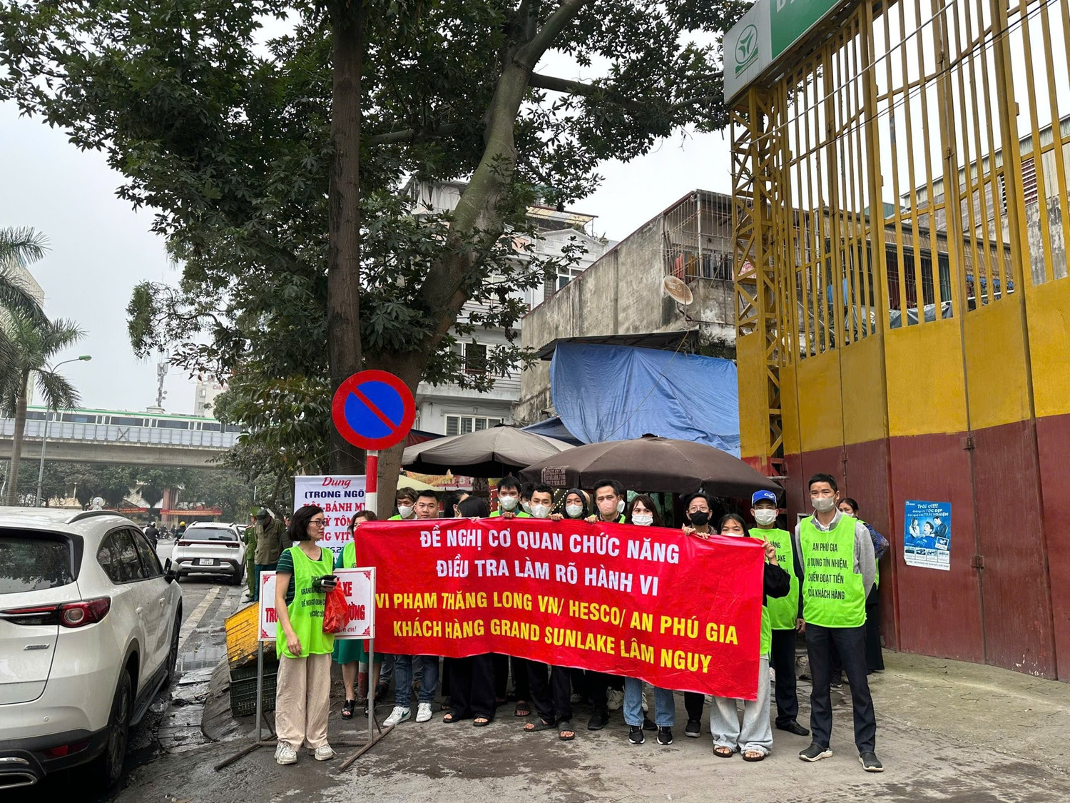 Hàng trăm khách hàng 'sốc' khi nhận thông báo thu hồi căn hộ từ chủ đầu tư Grand Sunlake