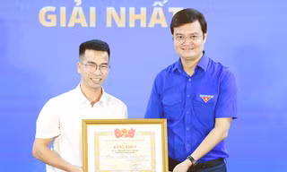 Công bố tác phẩm đoạt giải cuộc thi sáng tác tranh cổ động tuyên truyền Đại hội Đoàn toàn quốc XIII