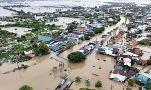 Vùng mưa lớn lại dịch chuyển ra Hà Tĩnh - Quảng Trị