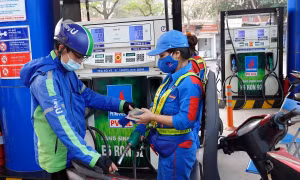 Giá xăng dầu trong nước tăng cao, dư địa nào để hạ nhiệt? 