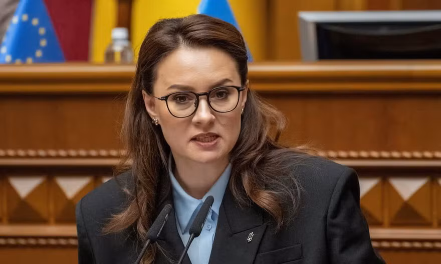 Tổng thống Ukraine Zelensky miễn nhiệm thủ tướng, cải tổ chính phủ