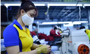 Giờ làm việc của người lao động không quá 8 giờ/ngày (Ảnh minh họa - Tuấn Anh)