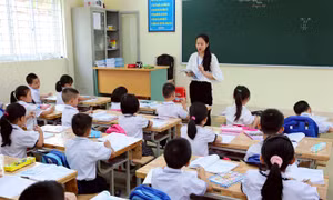 Bộ trưởng Giáo dục và Đào tạo nêu lý do thiếu giáo viên