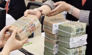 Giảm trừ thuế thu nhập cá nhân, giảm lãi suất cho hàng triệu khách hàng bị ảnh hưởng bão, lũ