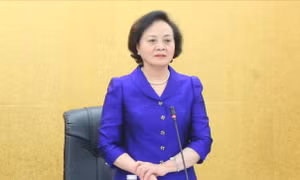 Bộ trưởng Nội vụ: Báo cáo Bộ Chính trị vấn đề tiền lương, phụ cấp trong tháng 9
