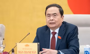 Công bố nghị quyết của Ủy ban Thường vụ Quốc hội về công tác cán bộ