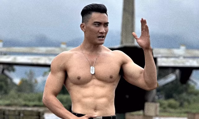'Mưa đỏ' xô đổ kỷ lục của Trấn Thành, Lý Hải