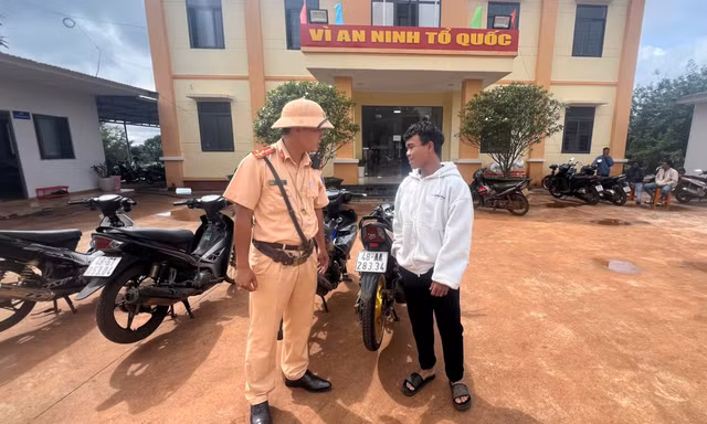Bắt nhóm 'quái xế' đua xe trái phép, quay clip đăng lên mạng 