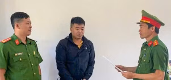 Bắt 'cò đất' lừa gần 500 triệu đồng của khách 