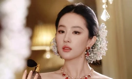 Sau chụp ảnh cùng hoa hồng, Lưu Diệc Phi lại khởi xướng trào lưu làm đẹp mới