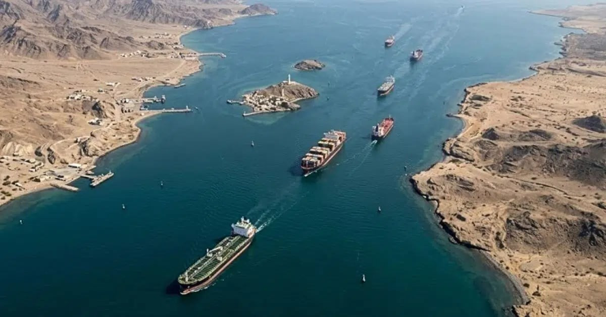 Số lượng tàu thuyền đi qua eo biển Hormuz đang tăng lên | Báo điện tử Tiền  Phong
