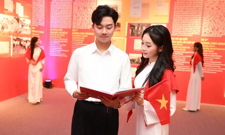 Mở ra cơ hội để thế hệ trẻ phát huy trí tuệ, bản lĩnh và khát vọng cống hiến