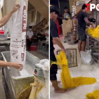 NÓNG 12/1: Công an TPHCM đột kích cơ sở 10 năm sản xuất hàng trăm tấn mì trộn chất cấm