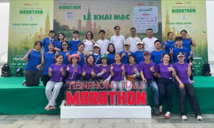 Phía sau vạch xuất phát Tiền Phong Half Marathon: Cuộc chạy thầm lặng của khu vực BIB/Racekit