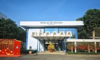 Trường ĐH Bách khoa - ĐHQG TPHCM vừa được đề xuất di dời ra khỏi nội thành
