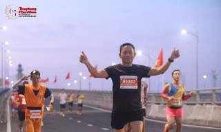 Anh Huỳnh Hiếu trên đường chạy Tiền Phong Marathon lần thứ 65 - năm 2024 tại Phú Yên