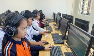 Đưa tiếng Anh thành ngôn ngữ thứ hai: Bài toán hội nhập và bản sắc 