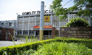 Các cơ sở sản xuất công nghiệp, xe máy chạy xăng được xác định là một trong những nguyên nhân chính gây ô nhiễm không khí ở Hà Nội