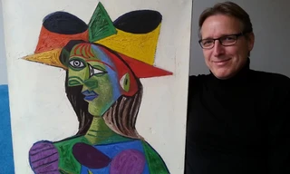 Thám tử tư nghệ thuật độc nhất thế giới